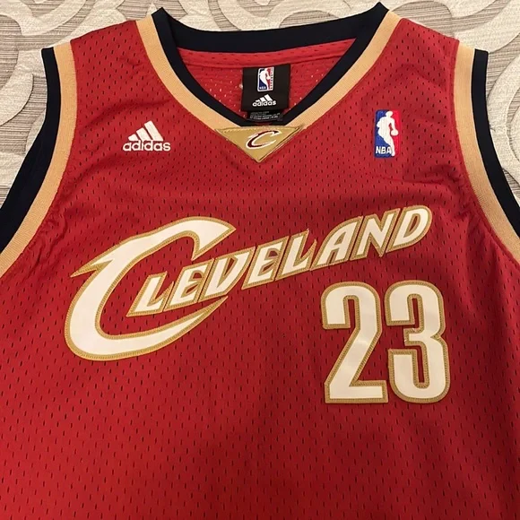 CAVALIERS JAMES 23 ユニフォーム Youth XL 大人 L Cleveland Cavaliers Lebron James Nike NBA Jersey Size Youth